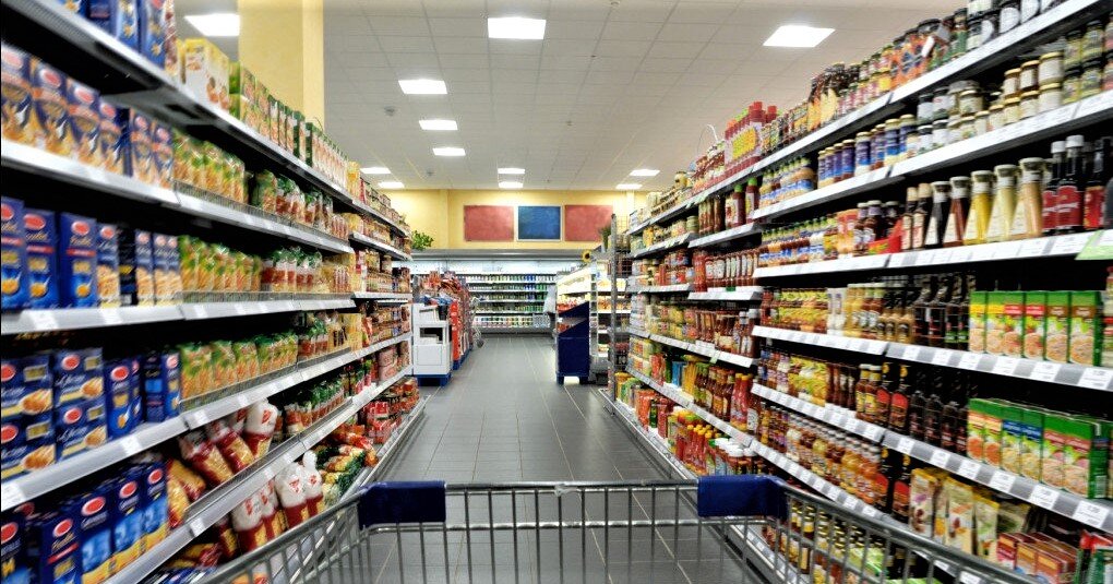 Товары в конце маркета