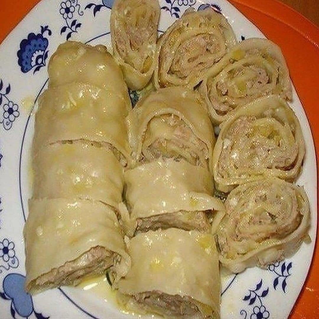 Блюда из теста рулетом и мяса