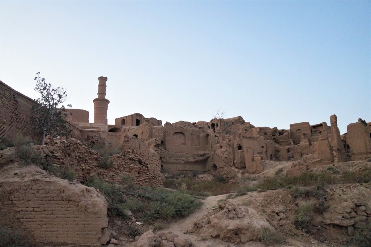 Развалины древнего иранского города