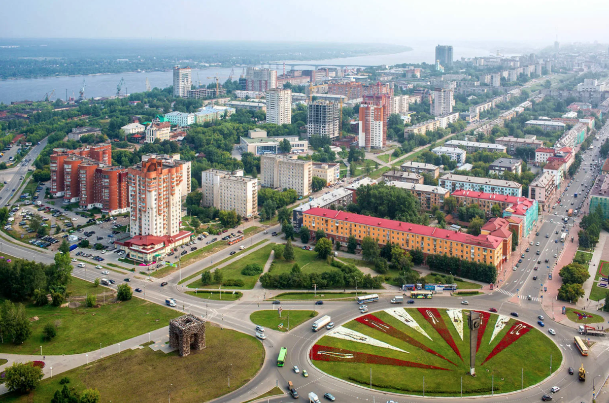 На фото: город Пермь