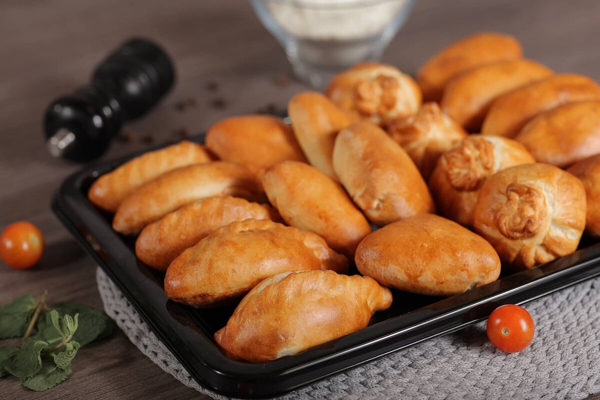 Фото отсюда https://oratorprofi.ru/800/600/https/cateringoff.ru/wp-content/uploads/2020/12/IMG_6799.jpg