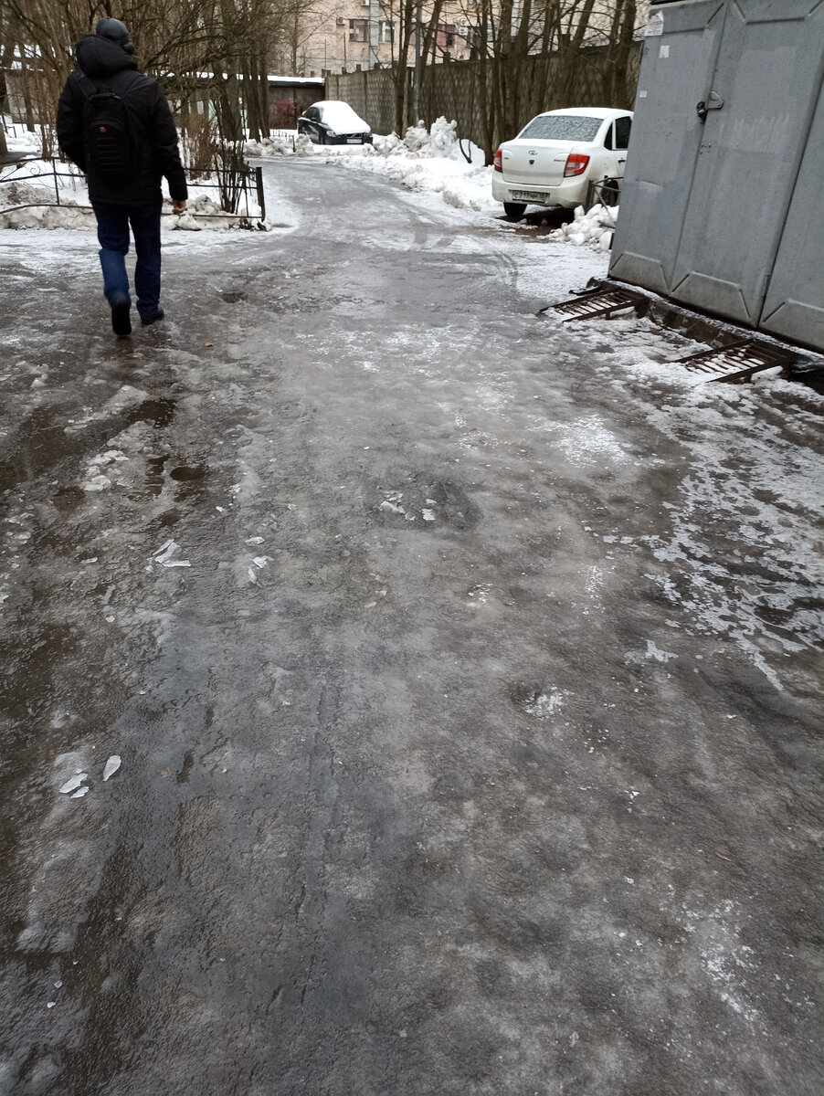 САШКА ВПЕРЁД УСКАКАЛ, А Я ПОКА ФОТКАЛА, ЧУТЬ НЕ ГРОХНУЛАСЬ! 😱