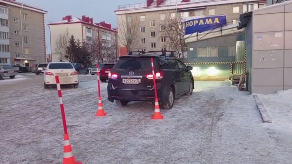     В Ишиме 10 февраля автомобиль «Тойота» сбил 82-летнюю старушку, сообщает пресс-служба ГИБДД. Всё произошло на улице Артиллерийской около магазина. Бабушку увезли в больницу.