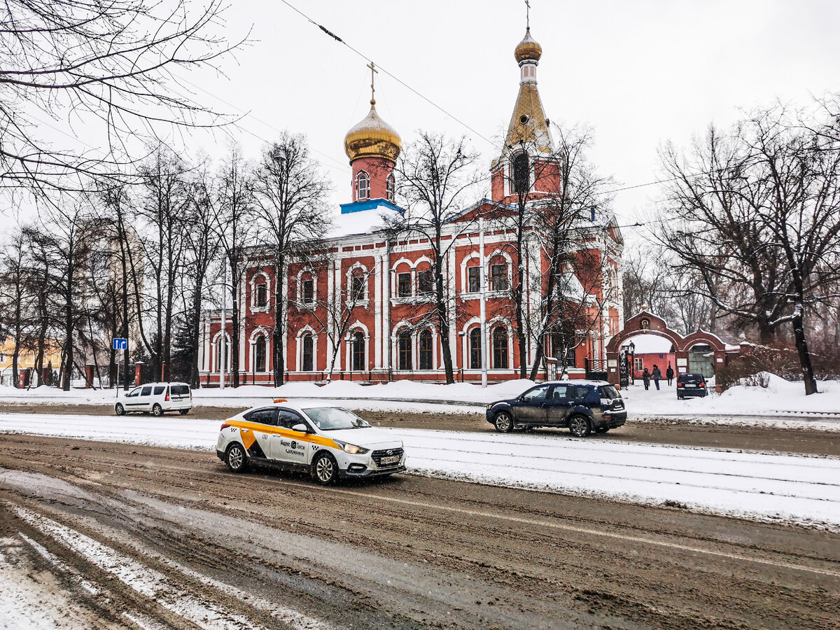Церковь Воскресения Христова на Семёновском кладбище. Измайловское шоссе. Фотография сделана 19 февраля 2023 года.