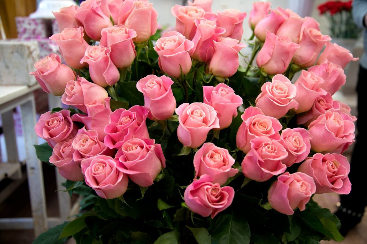    Аналитика МТС: югорчанки получат в подарок на 8 Марта цветы и ювелирные украшения