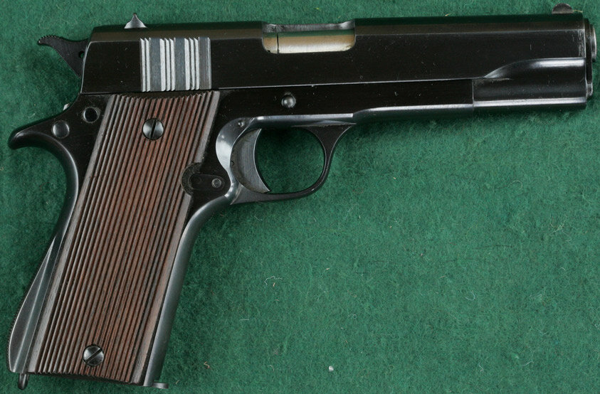 Ballester-Molina представляла собой локализованную аргентинскую попытку произвести экономичный человеческий стопор .45 калибра на основе классического Colt M1911.