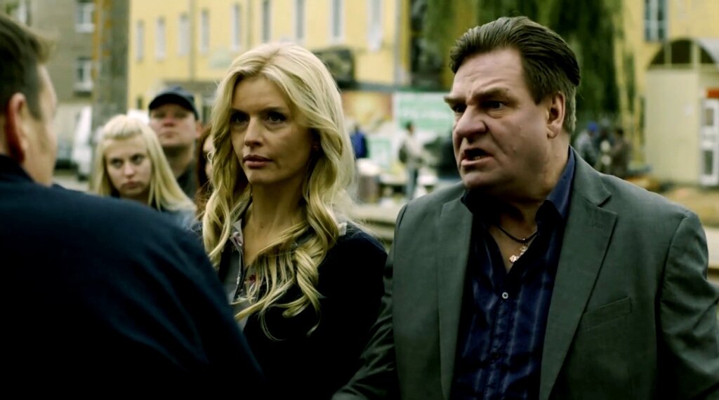 в чужом краю 2018. в чужом краю сериал 2018. в чужом краю сериал кадры. в чужом краю сериал постер. в чужом краю 2018.