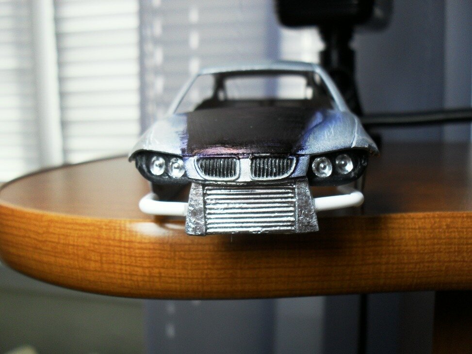 пластиковый автомобиль. моддинг масштабных моделей автомобилей. производители масштабных моделей. набор для самостоятельной сборки автомоделей. модель авто 1 43 для сборки.