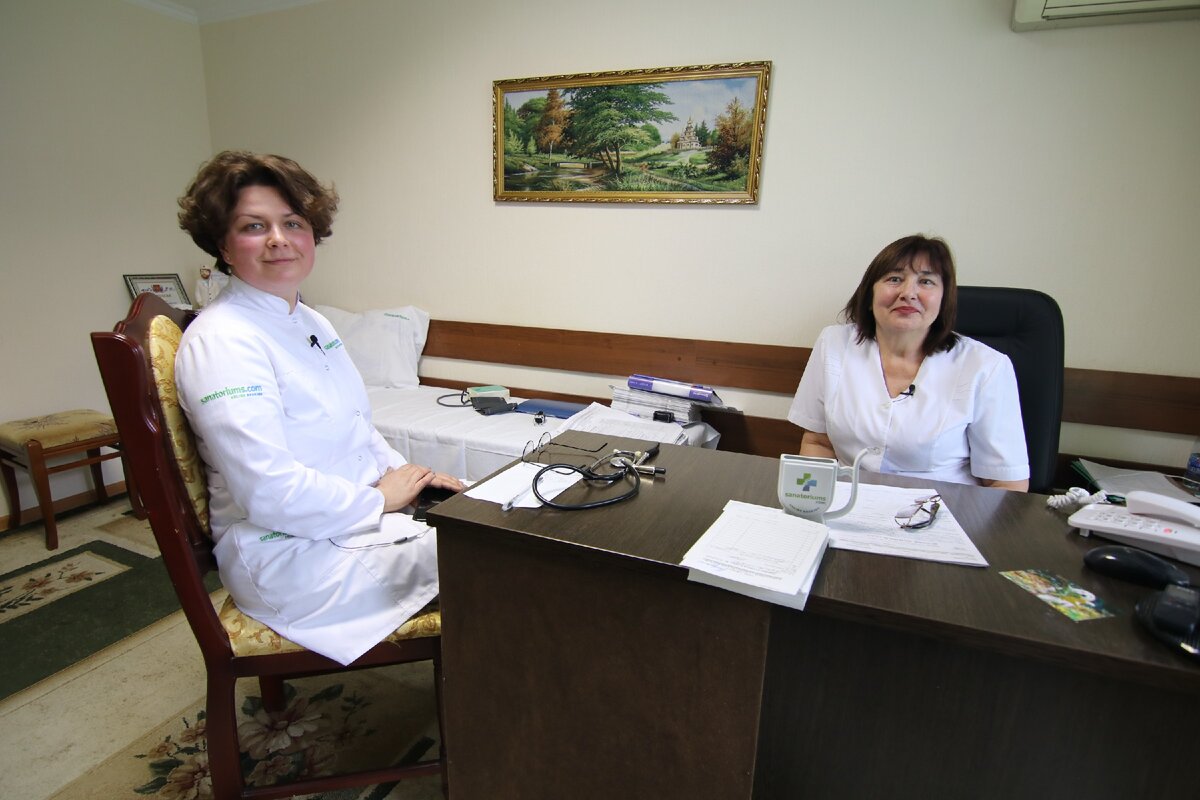 Врач-курортолог Елена Хорошева с врачом-неврологом Завидной Марией