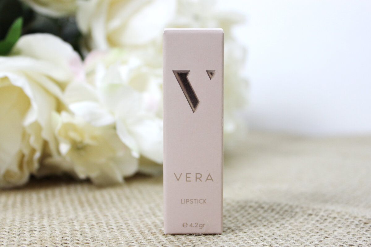 Помада Vera by Vera Brezhneva, оттенок 15 my rules