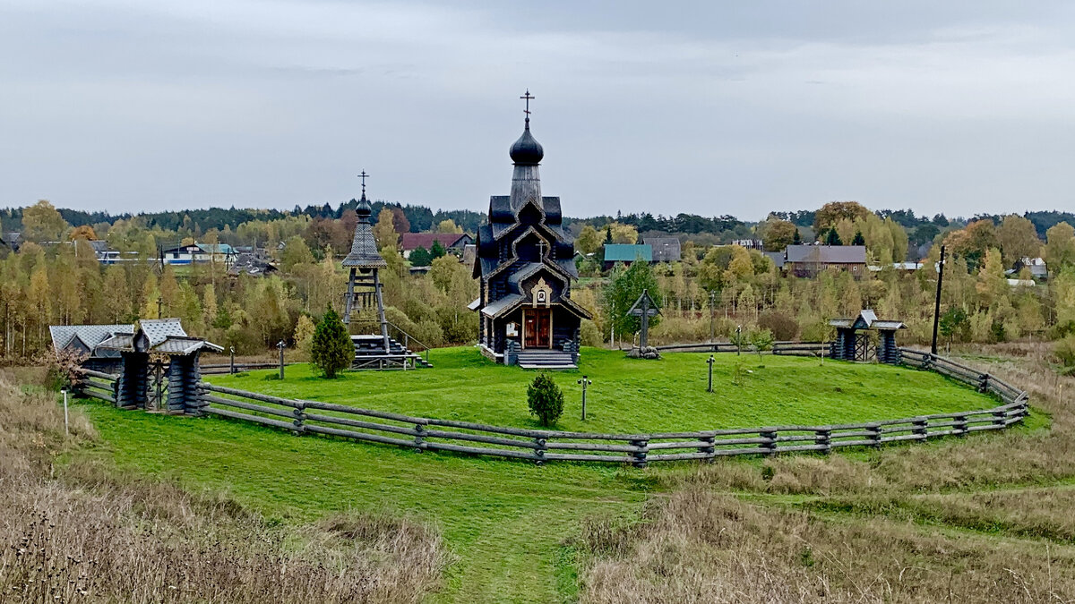 В тиши и глуши, между Волгой и Селигером, деревянная церковь Преображения  Господня. | ЗОДЧИЙ НА КОЛЁСАХ | Дзен