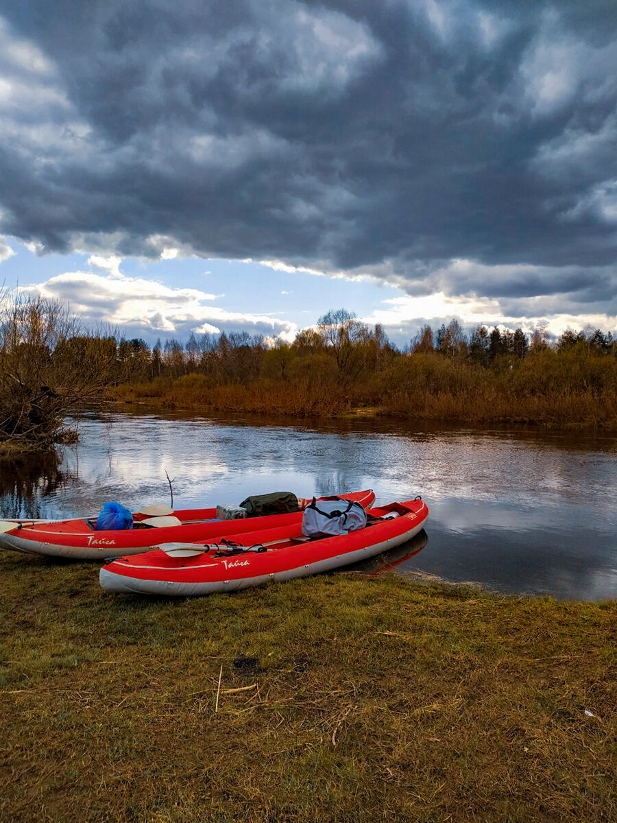 Городковский - хорошее место,  для спуска на воду. 