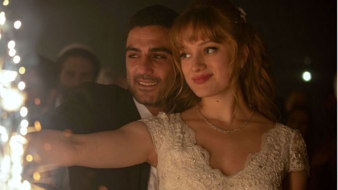 кадр из сериала