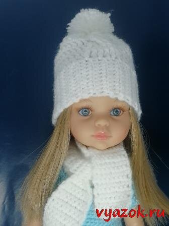 На шапочке у Карлы (у нас Снегурочка) от "Паола Рейна" поперечная резинка. МК по вязанию шапки у меня на сайте