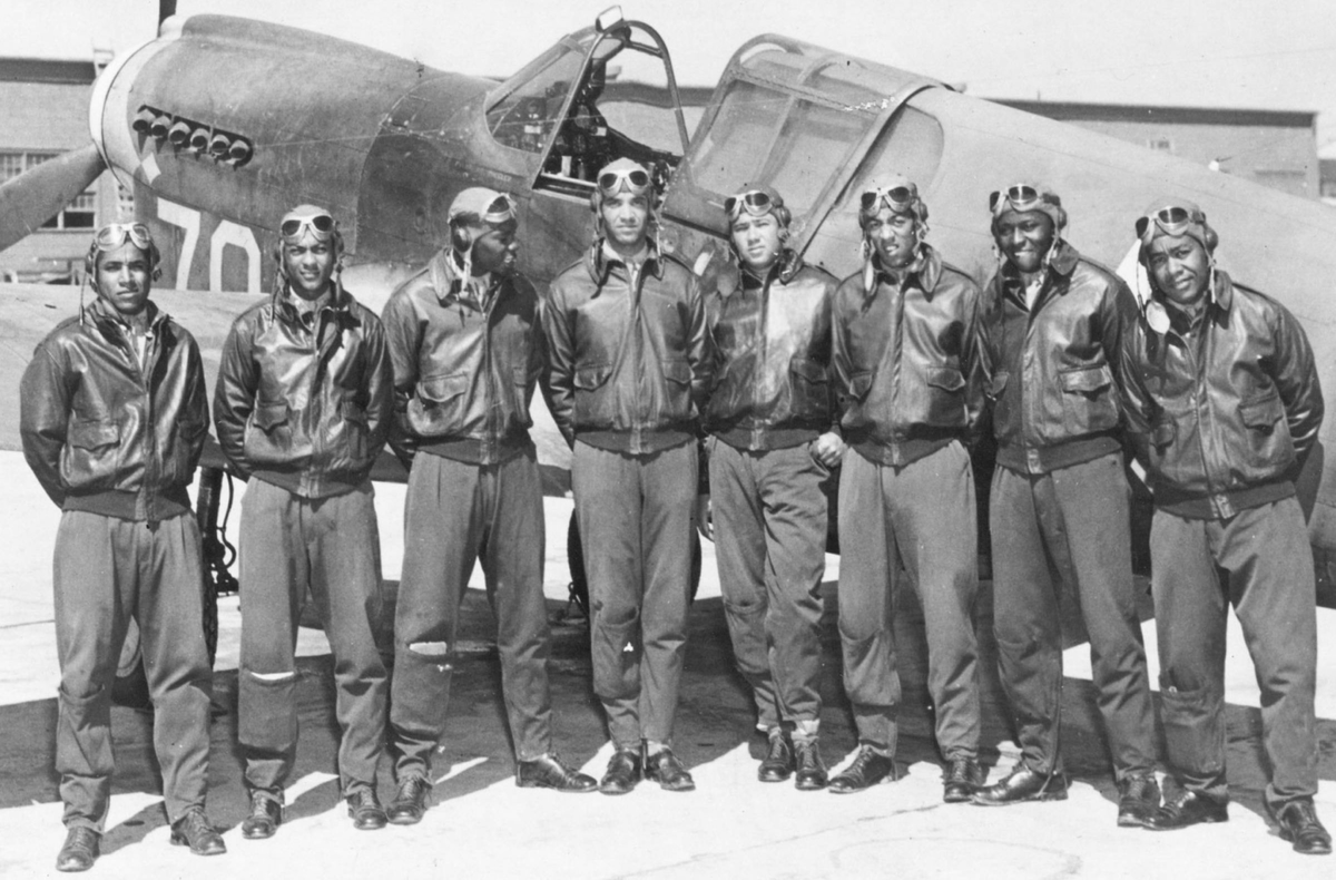Пилоты ВВС США в куртках А-2