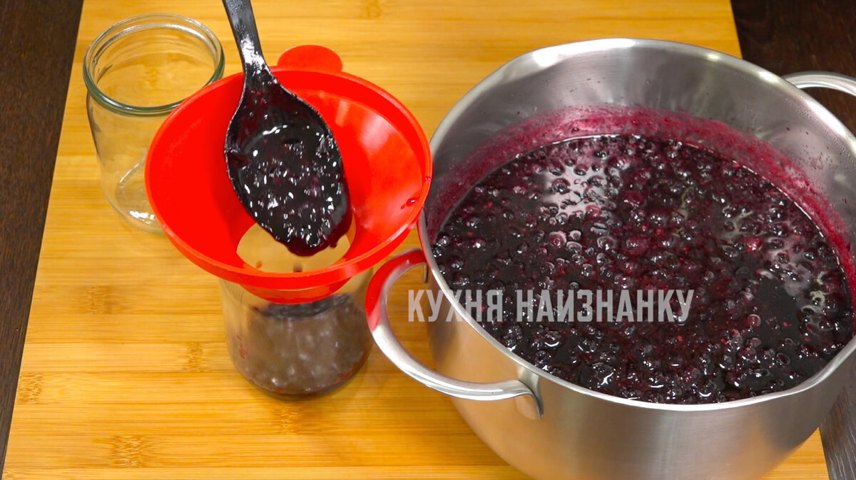 Проверила - вкуснее нет: варенье из черной смородины, рецепту больше лет,  чем мне (перетертая смородина - не то, пятиминутка - тоже не то) | Кухня  наизнанку | Дзен