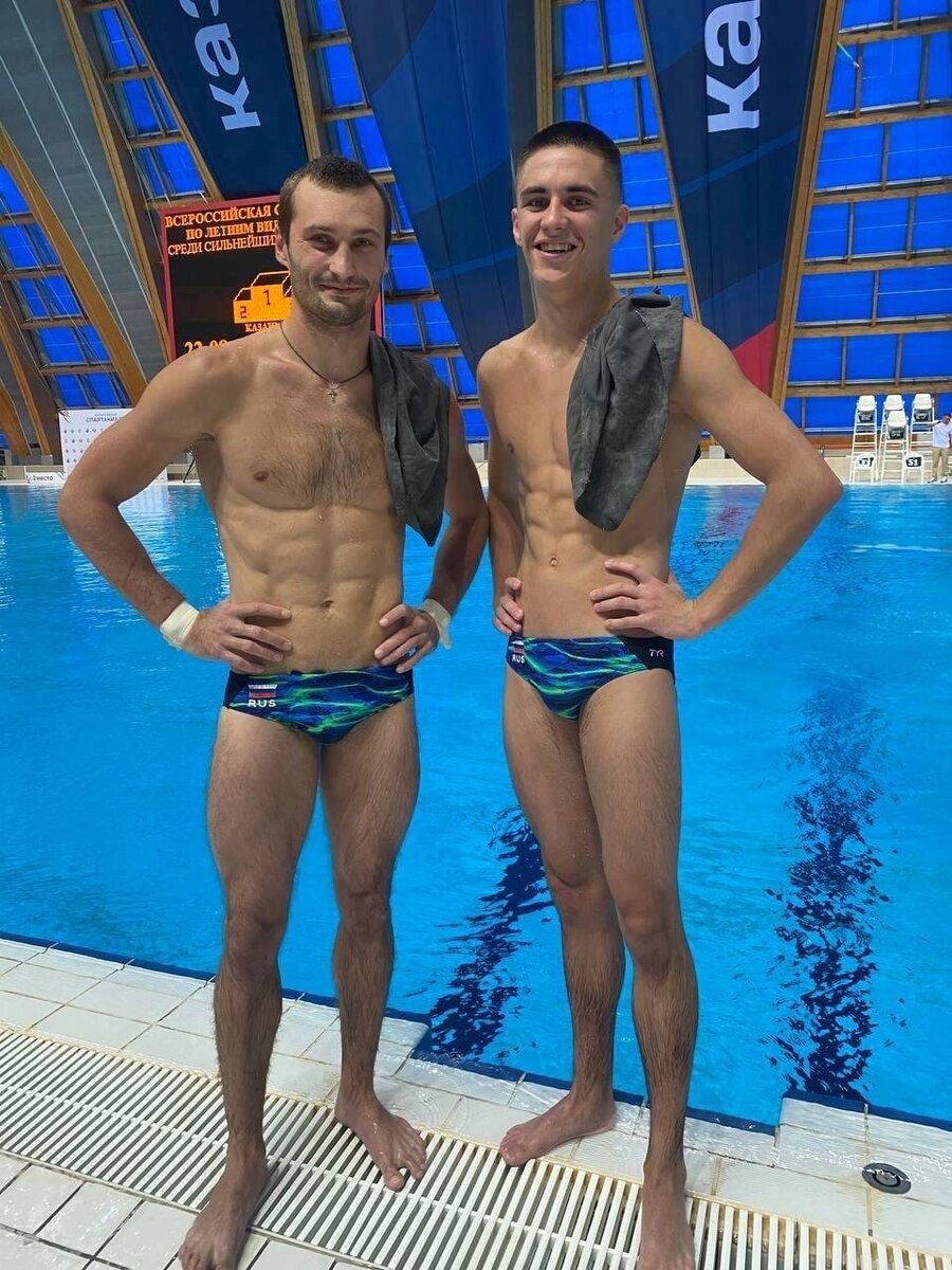 Руслан терновой прыжки в воду