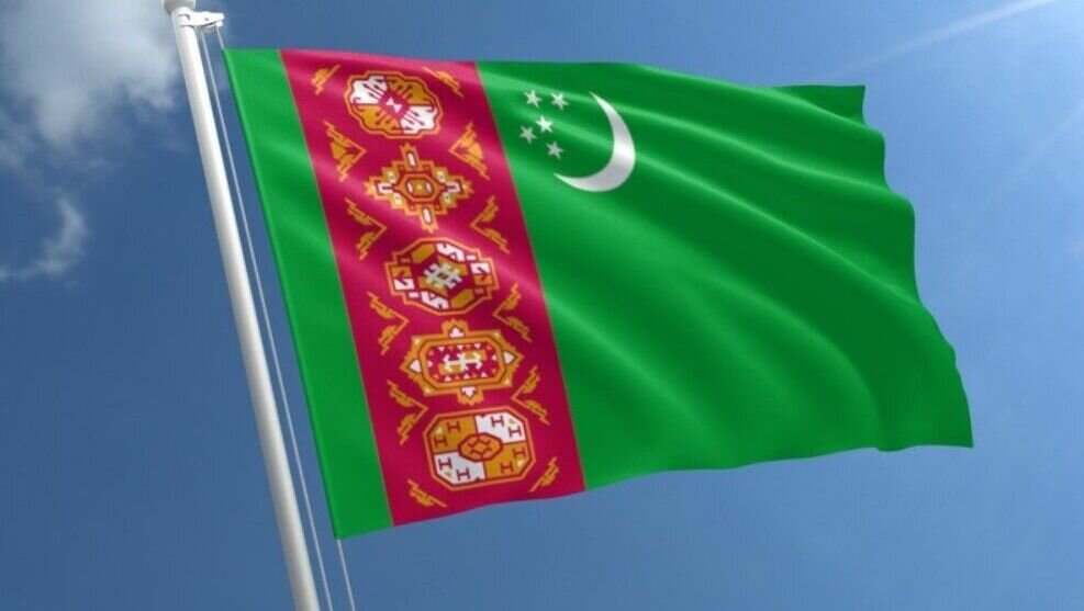     Минская военная комендатура проводит учения по переводу с мирного на военное время. Как сообщили в пресс-службе Минобороны Белоруссии, комплекс мероприятий проводится в рамках утвержденного плана внезапных проверок уровня боевой и мобилизационной готовности.