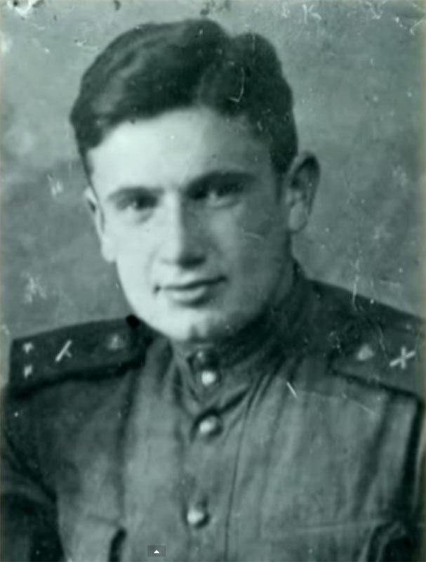 Артиллерист Евгений Весник, 1944 год. Фото из открытых источников