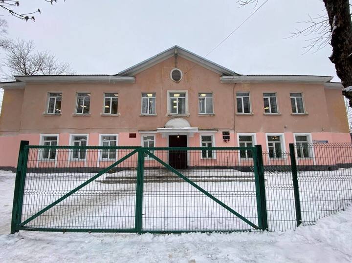     Ремонт школы №13 обсудили в Пскове