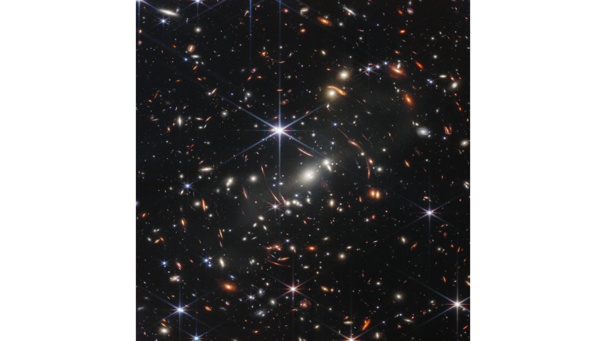 https://webbtelescope.org/contents/media/images/2022/035/01G7DCWB7137MYJ05CSH1Q5Z1Z фото с телескопа Джеймс Уэбб