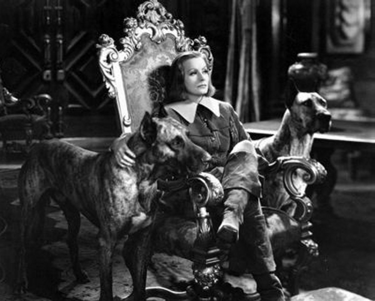 Грета Гарбо в фильме «Королева Кристина» 1933 г. (США)