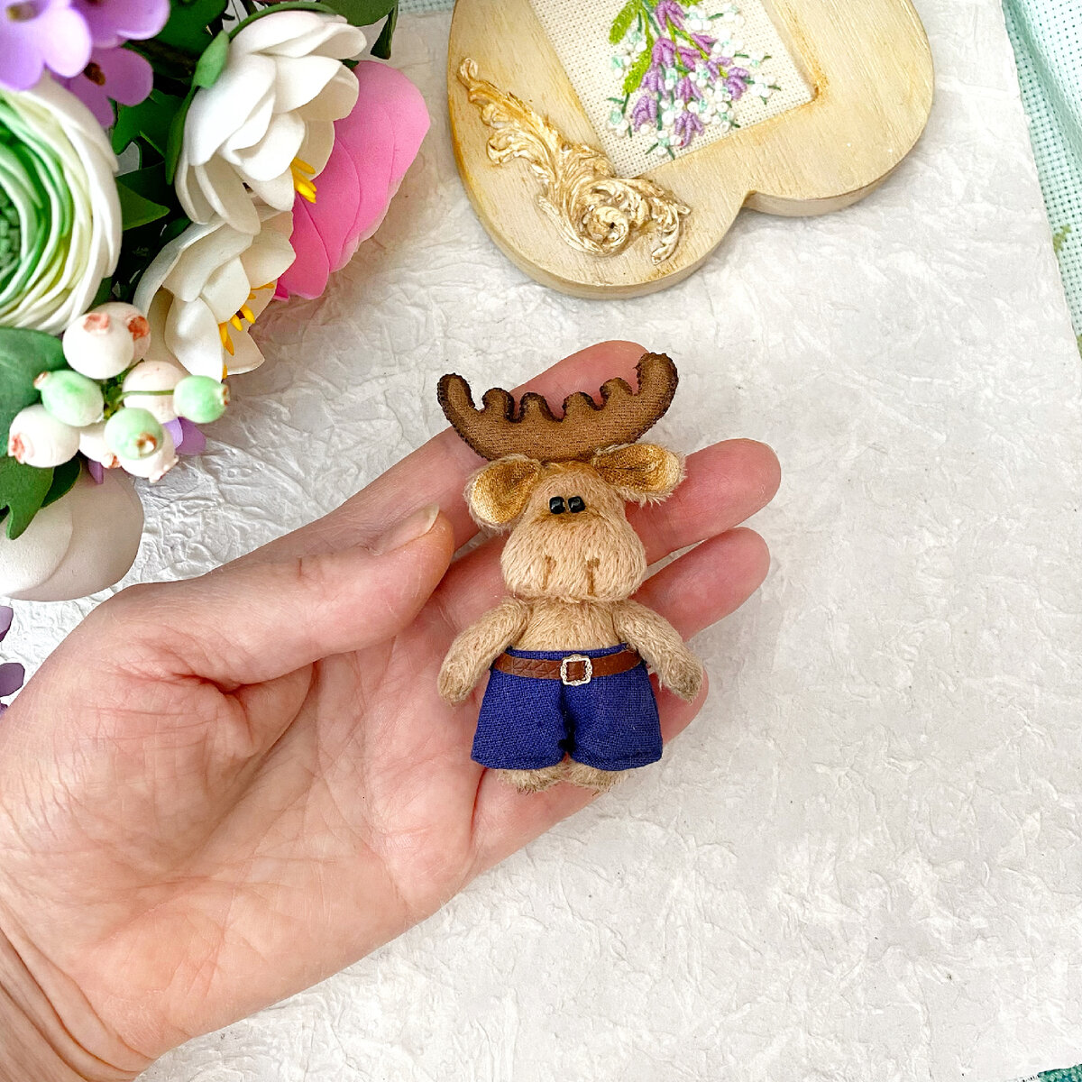 Брошь « Лосенок»