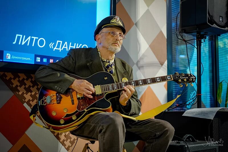    Игорь Кириллов: «У меня была очень интересная жизнь. Я месяц жил в Испании, рисовал портреты местных жителей. После этой поездки меня все друзья начали называть "Антонио"»