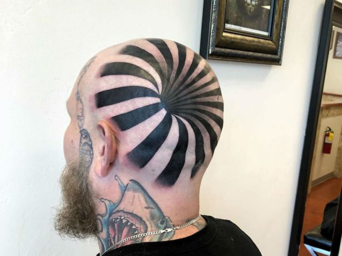 Татуировки под волосами. Для чего нужно брить волосы перед тату