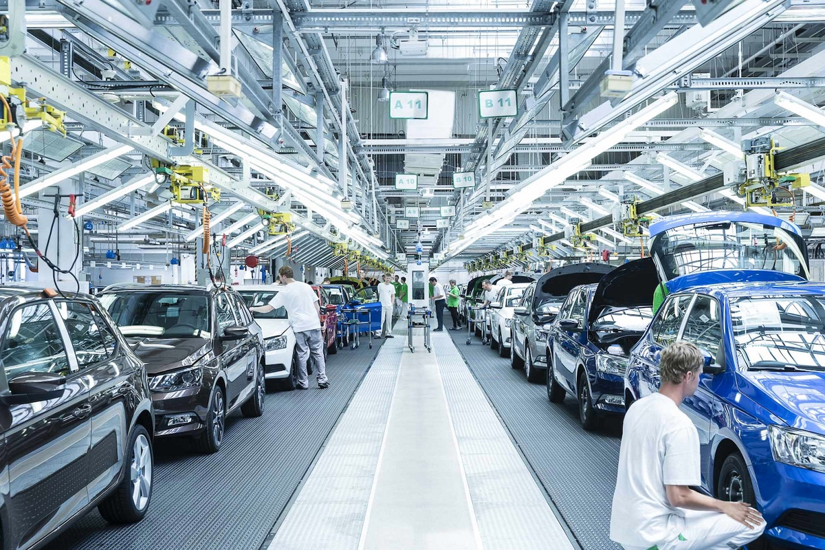 Производитель легковых автомобилей. Автозавод Фольксваген в Калуге. Завод Шкода в Чехии. Автозавод Шкода в Чехии. Фольксваген Шкода 1 завод
