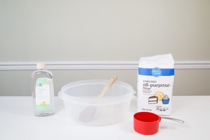 Материалы для облачного теста. Фото с https://artfulparent.com