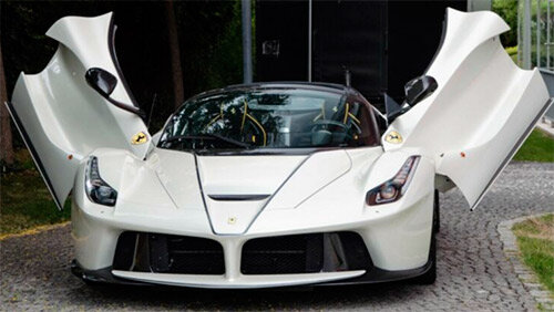 LaFerrari Aperta