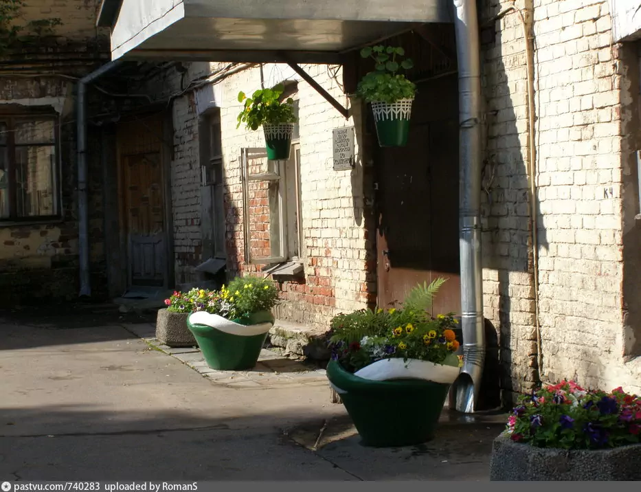 1-й Николощеповский пер, д. 3, 1999 г. Дом снесен в 2009 г. Автор: Роман Струнилин.