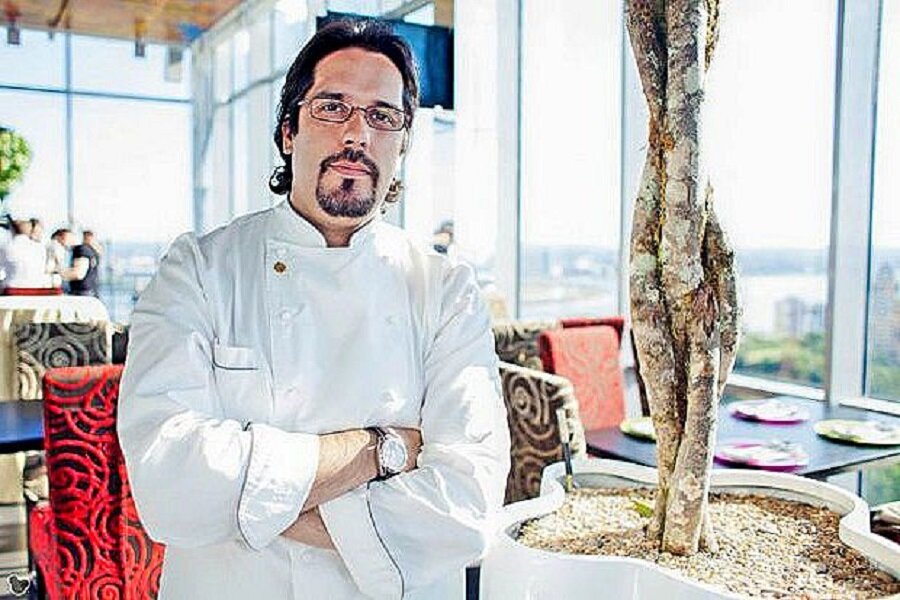 Для канала С.Пудовъ: Мой друг Марио,  научивший меня готовить вкусную свинину и понимать,  что "высокая кухня" может быть и у меня дома. 