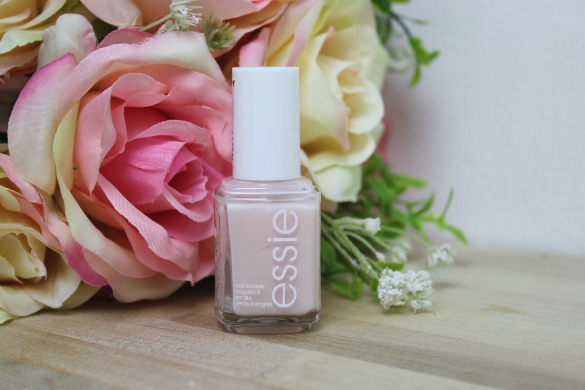 Essie Vanity Fairest