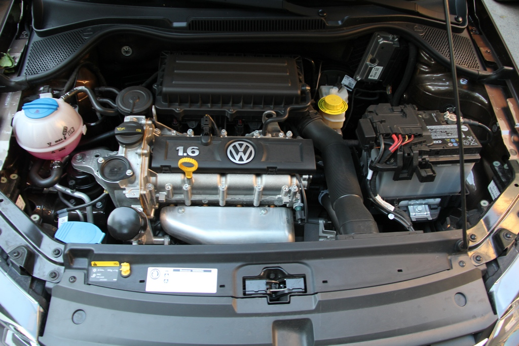 Ремонт двигателя поло. Мотор поло седан 1.6 105 л.с. Двигатель Фольксваген поло седан 1.6. Volkswagen Polo 2015 мотор. Двигатель поло седан 105 л.
