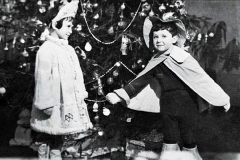 В детском саду в роли мушкетера.