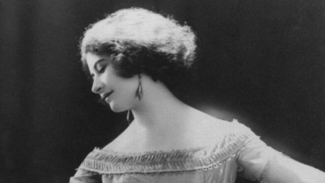 Эстер в Париже. Из открытых источников