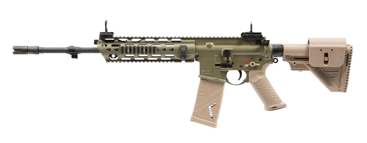 HK416 A8 со стволом 16,5 дюйма (~42 см).