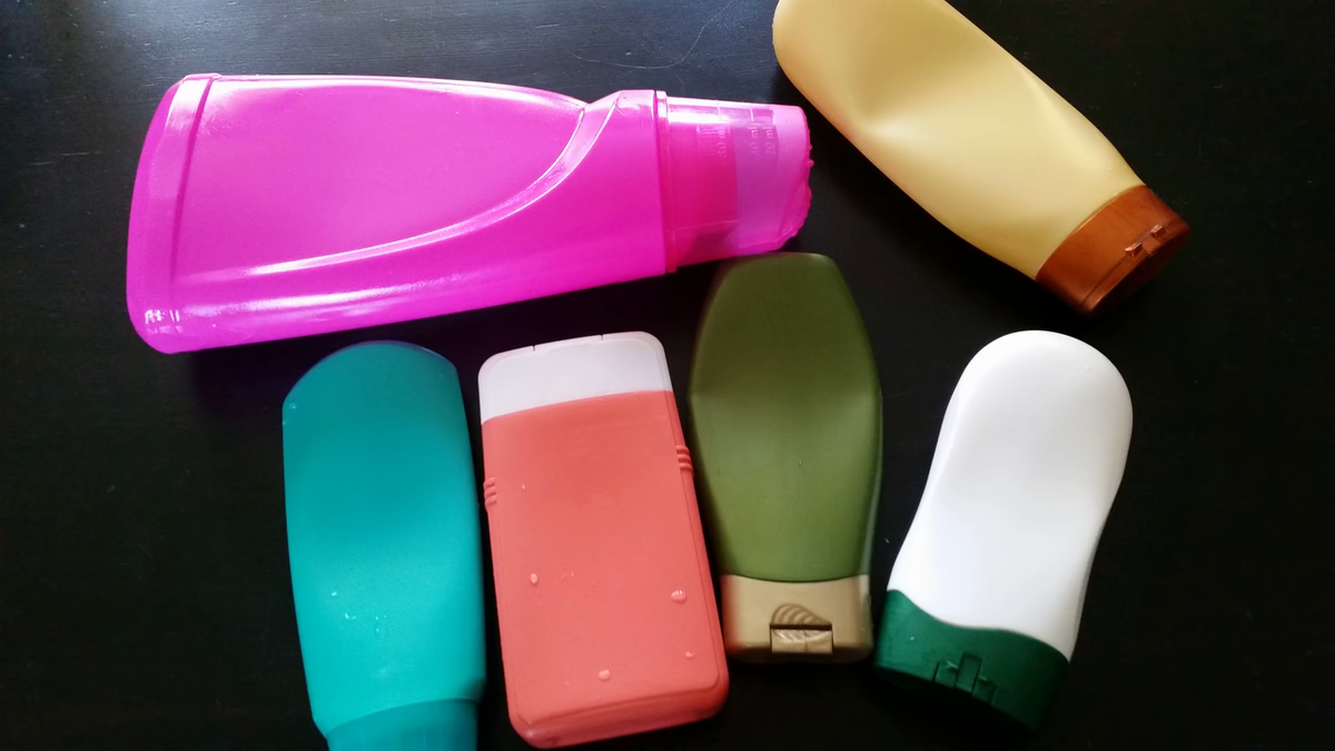 Пустые бутылочки от шампуня можно использовать для пользы в доме | Идеи DIY | Дзен