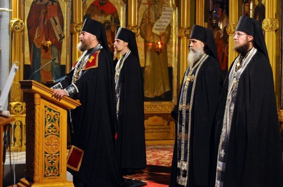 Православное богослужение. Фото из открытого источника.