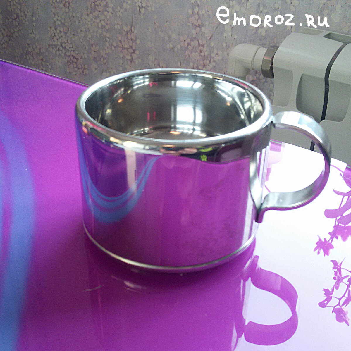 Обратите внимание, что свет падает справа (и немного сзади) под углом 45 градусов