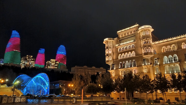 Баку ночью.