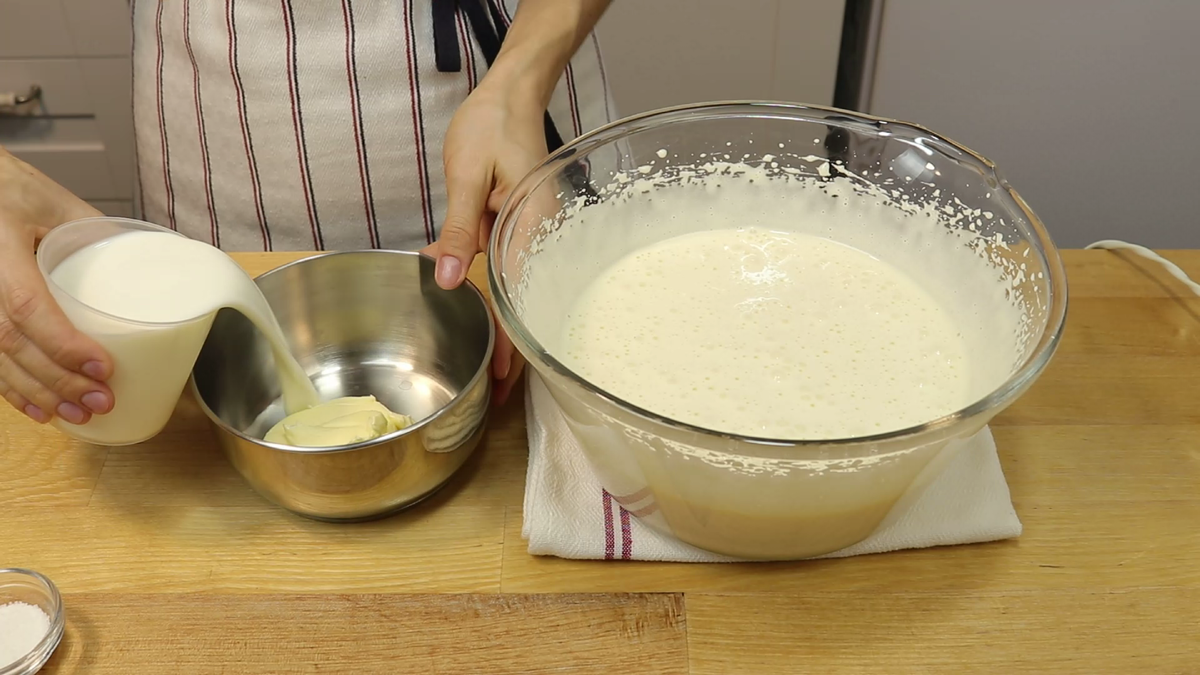 Готовлю знаменитый горячий молочный пирог (Hot Milk Cake)или пирог на горячем  молоке, и пирог и бисквит | Ольга Шобутинская | Дзен