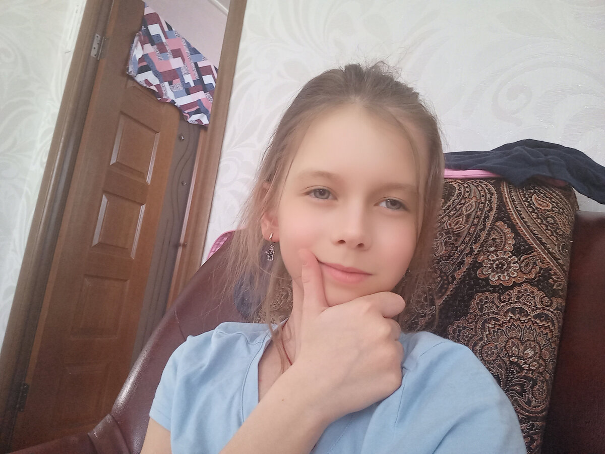 Я думую:кто  тут   не  поставил  лайк?  Не  подписался  на  канал?