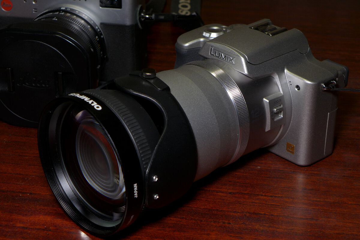 Panasonic FZ20 + Olympus TCON-14B в импровизированном адаптере