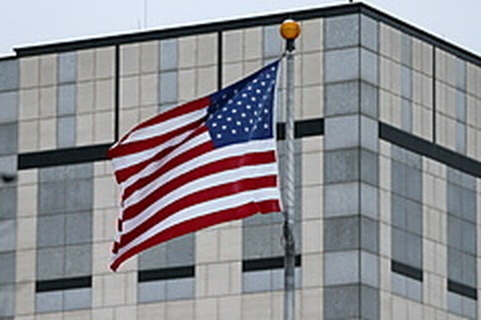     США намерены отправить на Украину спецназ для охраны посольства  REUTERS