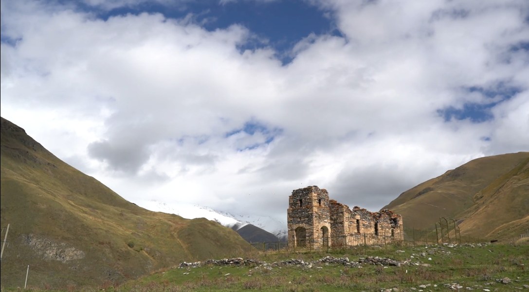 Северная Осетия. Храм в селе Кесатикау