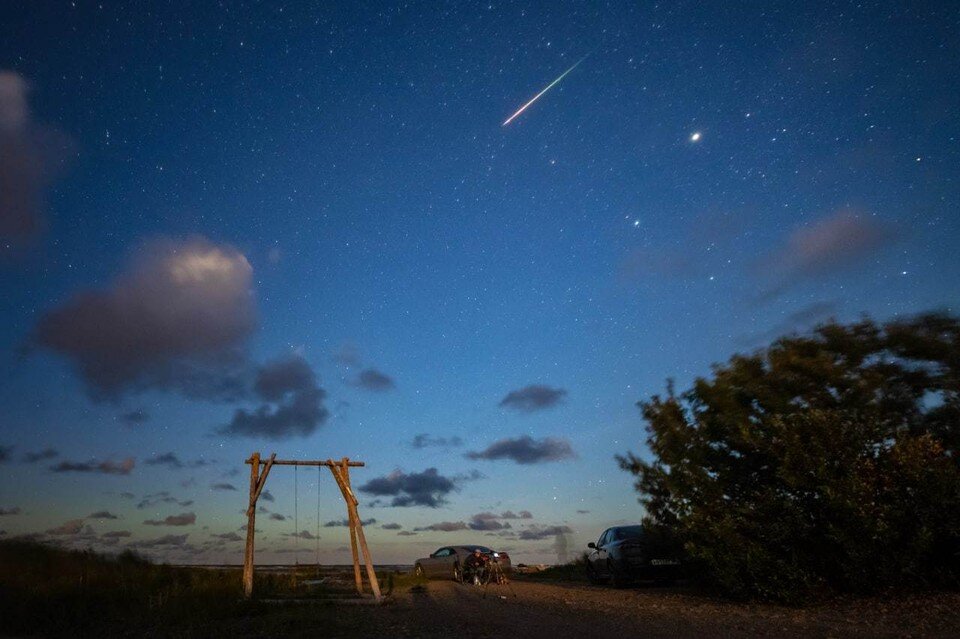     Петербуржцы запечатлели падение метеоров над Ладожским озером / Фото: Астро Фото Болото