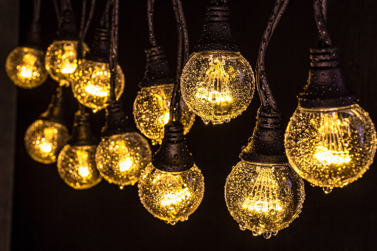 Гирлянда из лампочек и светодиодов своими руками: 5 идей